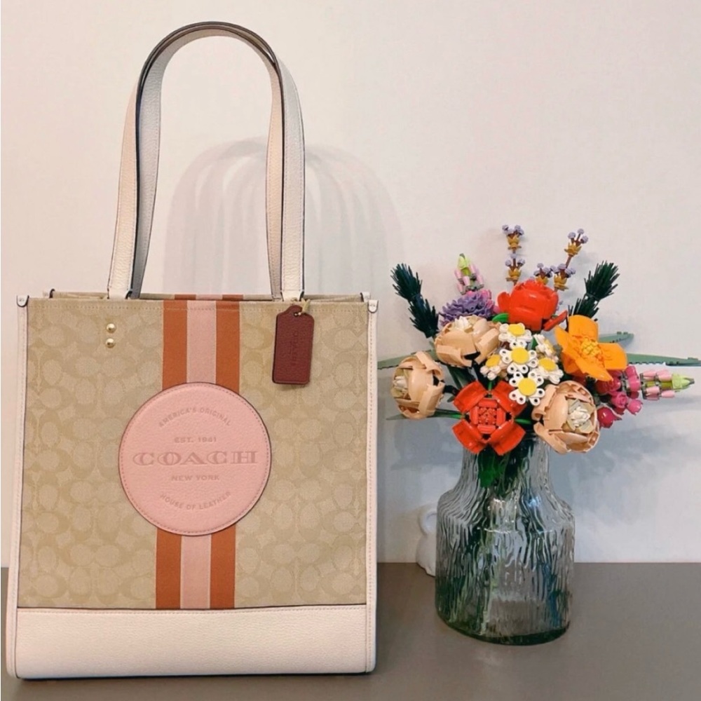 New Coach Dempsey Tote In Signature Jacquard With Stripe And Coach Patch